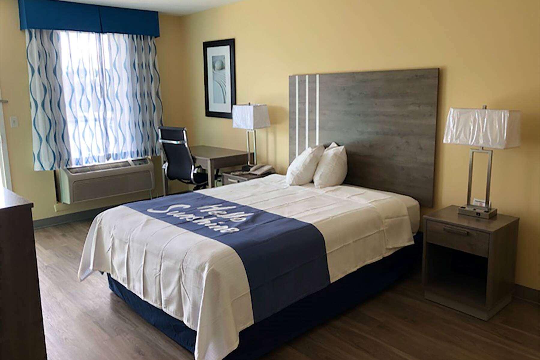Days Inn By Wyndham Cape Carteret Near Emerald Isle Eksteriør billede